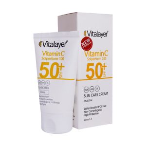 کرم ضد آفتاب SPF50+ حاوی ویتامین C ویتالیر 40 میلی لیتر